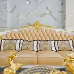 Khách Sạn Tình Yêu Sân Bay