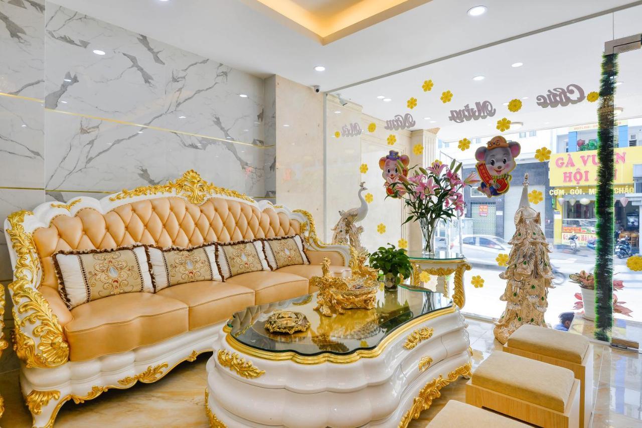 Khách sạn Tình Yêu Sân Bay TP. Hồ Chí Minh