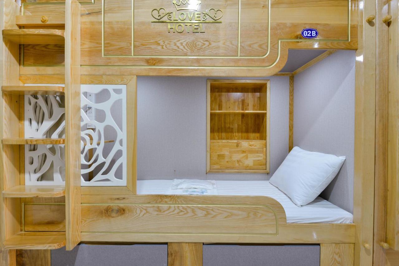 Tình Yêu Sân Bay 2* TP. Hồ Chí Minh