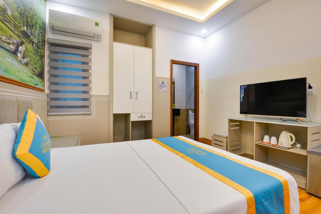 Tình Yêu Sân Bay 2* TP. Hồ Chí Minh