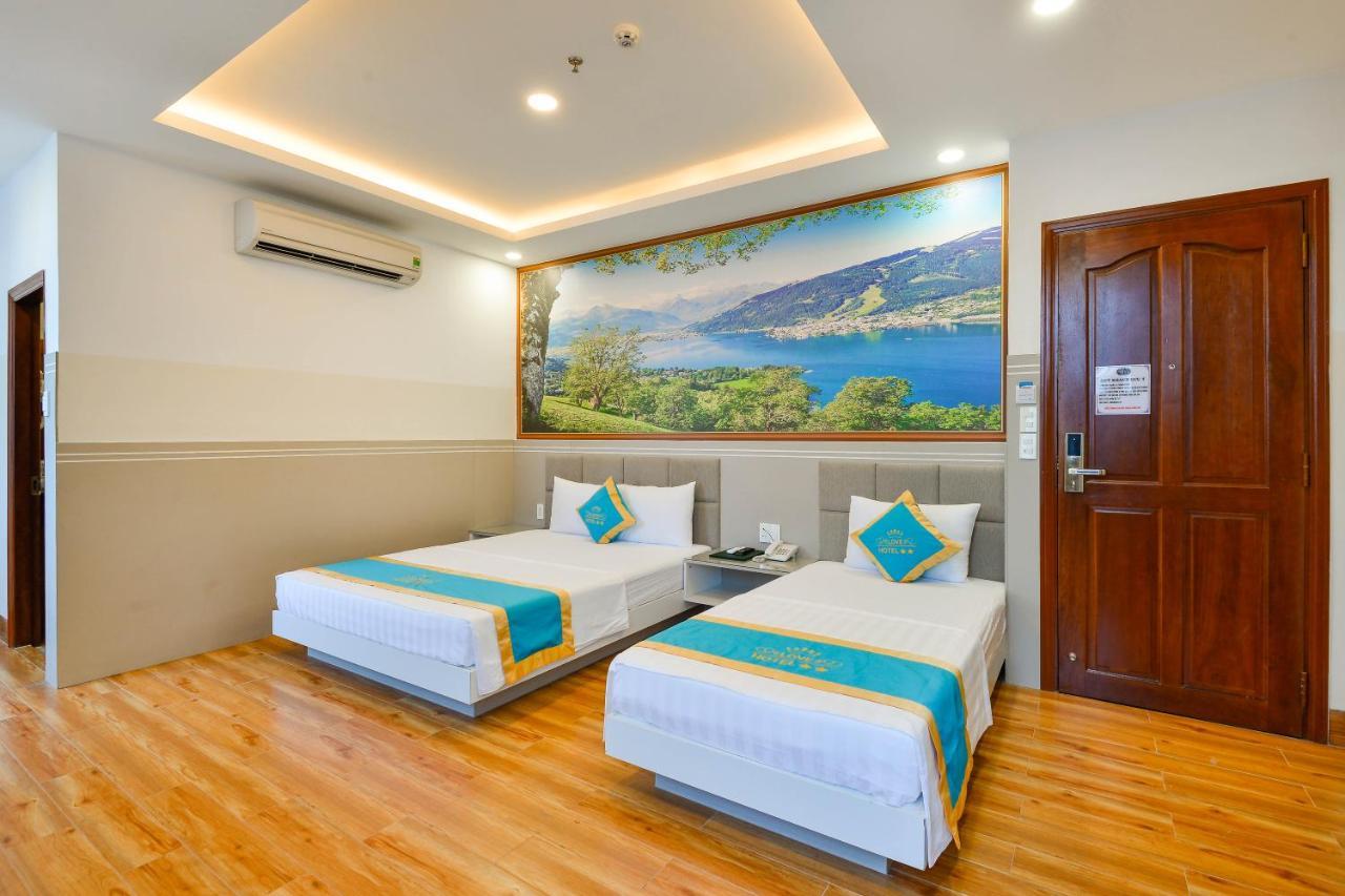 Khách sạn Tình Yêu Sân Bay