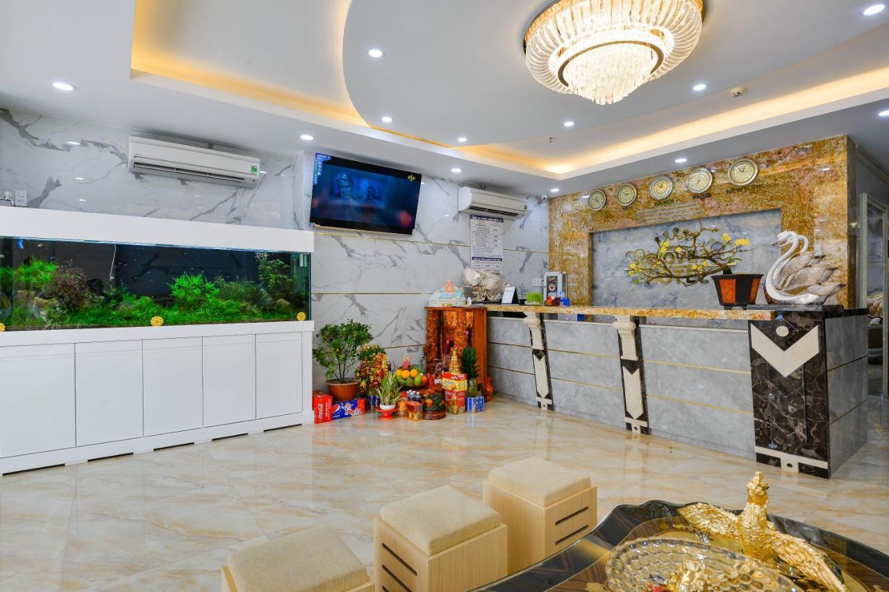 Tình Yêu Sân Bay Khách sạn